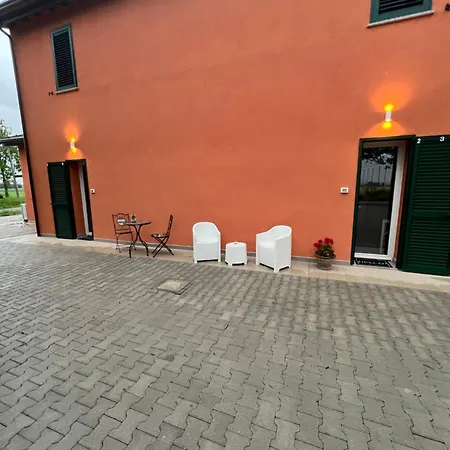 La Casa Di Giada Camera Tripla Con Bagno Esterno Imola